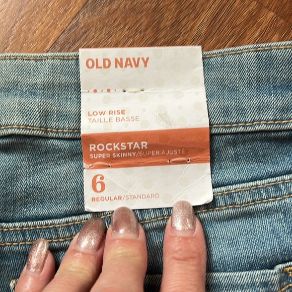Brand new Old Navy, rockstar, low rise, blue jeans - Picture 12 of 16